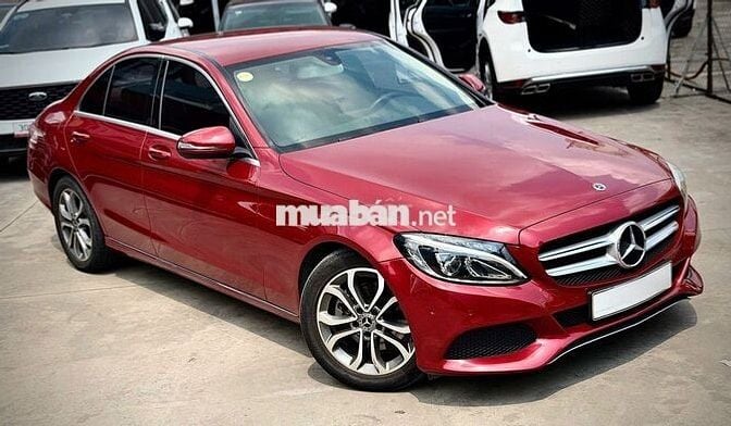 Mercedes C200 Model 2018 - 79000km