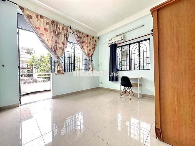 CHO THUÊ PHÒNG TRỌN BALCON GẦN ĐẠI HỌC CÔNG NGHIỆP NGUYỄN VĂN BẢO