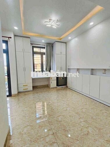 Nhà mặt tiền khu lô đường Bùi Minh Trực Q8 DT 50m2 Giá 9.4 tỷ