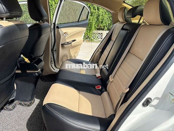 Toyota Vios 2018 1.5E AT Trắng 64.000 km