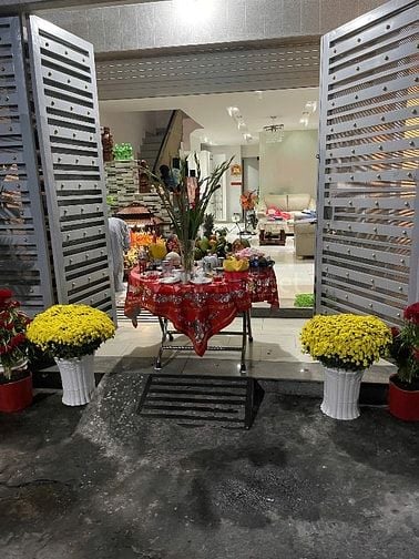 Nhà bán gần chợ Tân Bình, nhà rất kiên cố ở lâu dài nội thất cao cấp !