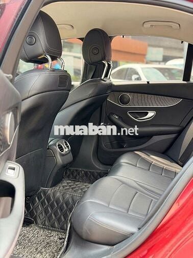 Mercedes C200 Model 2018 - 79000km