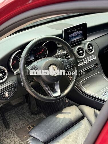 Mercedes C200 Model 2018 - 79000km