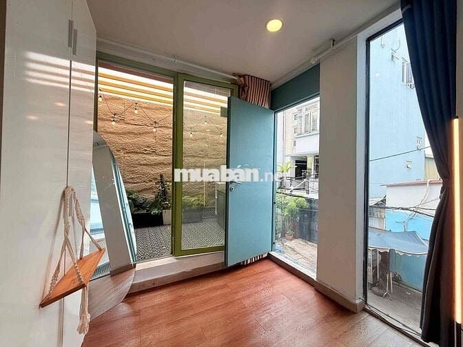 CHO THUÊ PHÒNG STUDIO CÓ SÂN RIÊNG SIÊU XINH NGAY TRUNG TÂM QUẬN 3