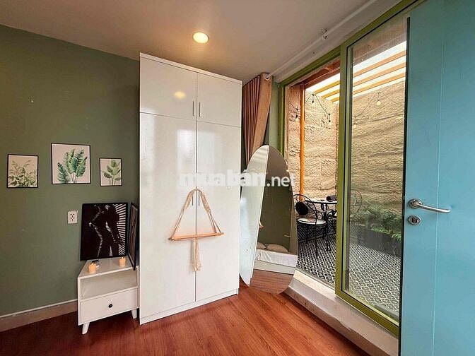 CHO THUÊ PHÒNG STUDIO CÓ SÂN RIÊNG SIÊU XINH NGAY TRUNG TÂM QUẬN 3