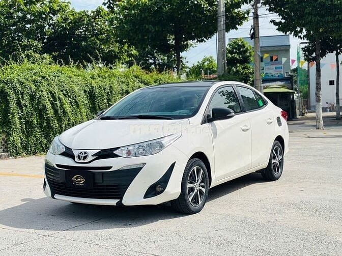 Toyota Vios 2018 1.5E AT Trắng 64.000 km