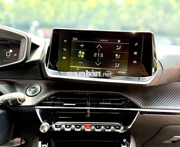 Peugeot 2008 GT line model 2022 siêu đẹp - 50000km