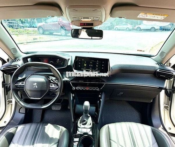 Peugeot 2008 GT line model 2022 siêu đẹp - 50000km