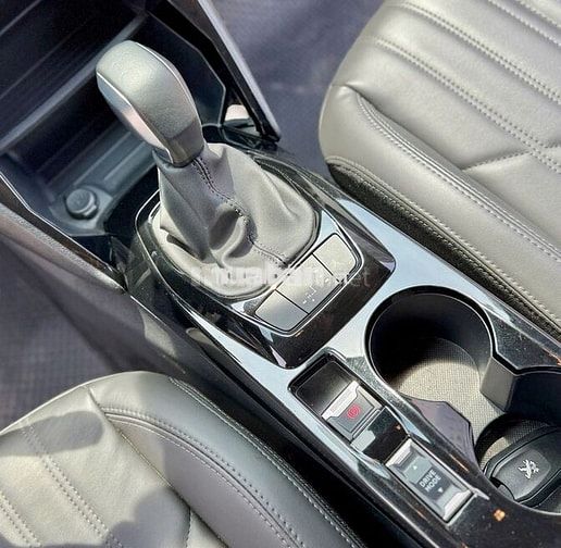 Peugeot 2008 GT line model 2022 siêu đẹp - 50000km