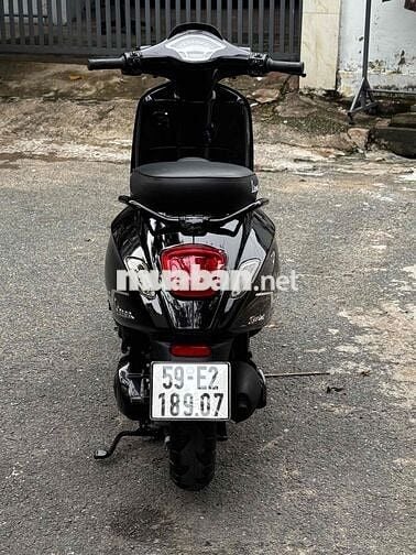 Piaggio Vespa Sprint 3Vie 2016 Đen bóng black