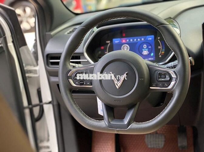 Vinfast VFe34 Model 2023 - 20000 km