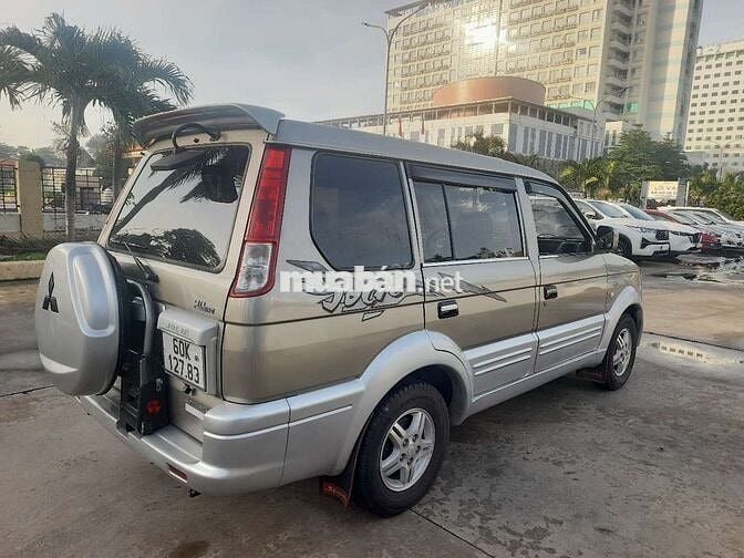 Mitsubishi Jolie 2004 Vàng cát 7 chỗ