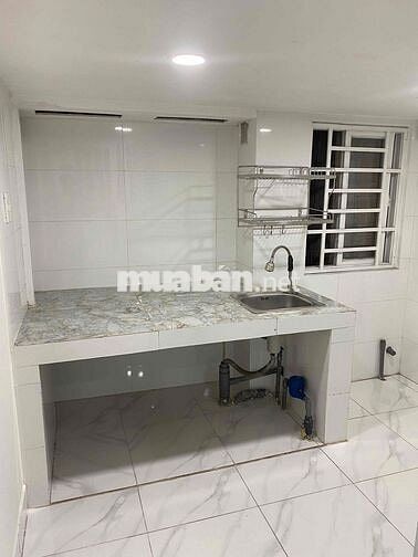 Cho thuê căn hộ Mini , 3 phòng ngủ , gần Công Viên Phần Quang Trung