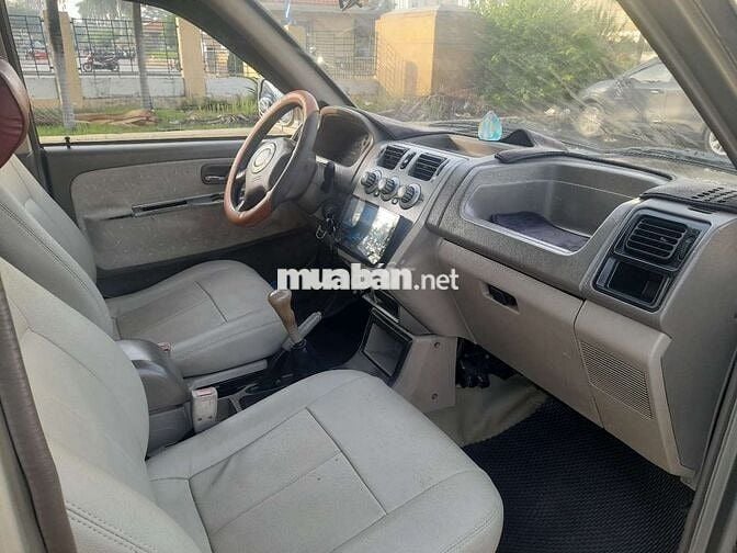 Mitsubishi Jolie 2004 Vàng cát 7 chỗ