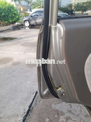 Mitsubishi Jolie 2004 Vàng cát 7 chỗ