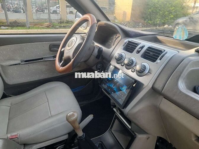 Mitsubishi Jolie 2004 Vàng cát 7 chỗ