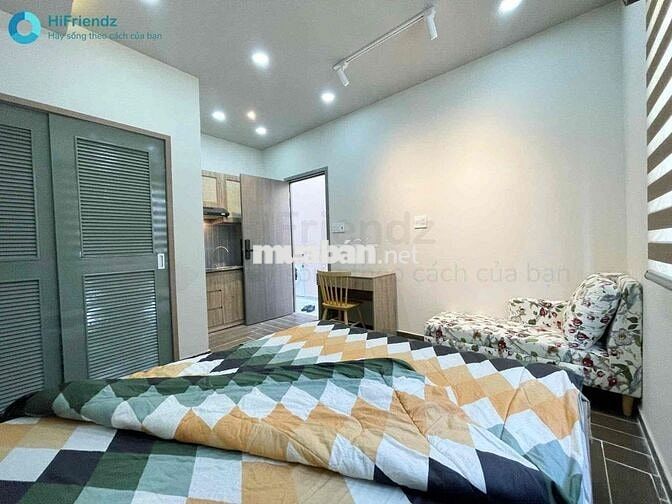 STUDIO CAO CẤP GẦN NGÃ TƯ HÀNG XANH