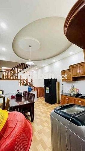 2,3TỶ bán gấp nhà 4PN Dương Công Khi 4mx17m sổ hồng riêng