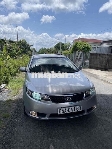 Kia Forte 2011 Số sàn 1.6L Bạc