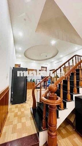 2,3TỶ bán gấp nhà 4PN Dương Công Khi 4mx17m sổ hồng riêng