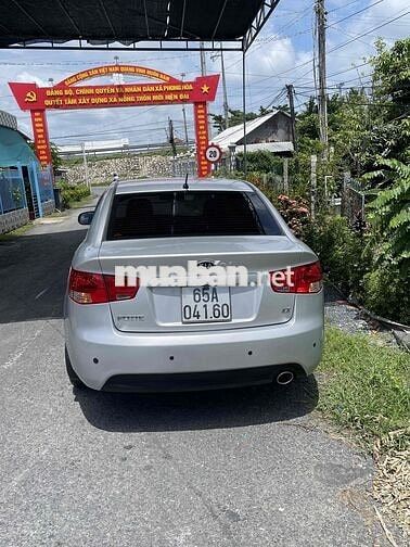 Kia Forte 2011 Số sàn 1.6L Bạc