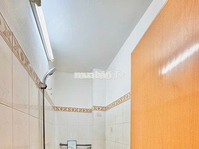 PHÒNG CÓ GÁC + BAN CÔNG TẠI KHU CÙ LAO PHÚ NHUẬN