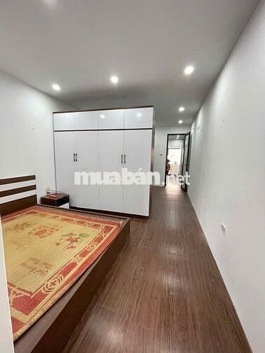 Bán Căn Hộ tập thể, gồm 3 ngủ, 2 wc, phố Nguyễn Trãi,  Thanh Xuân, HN
