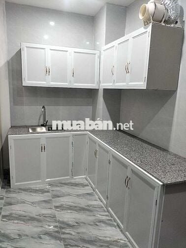 chính chủ cho thuê cả nhà ccmn 7 tầng 10phòng khép kín fun đồ 