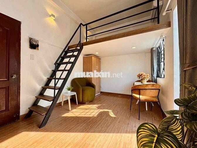 CHDV Ngay Bách Khoa_Duplex_Balcony cửa sổ lớn_Đón nắng_Full Nội Thất