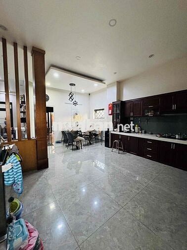 CHÍNH CHỦ BÁN BIỆT THỰ 200M2, NGANG 9M HẺM XE HƠI THÔNG