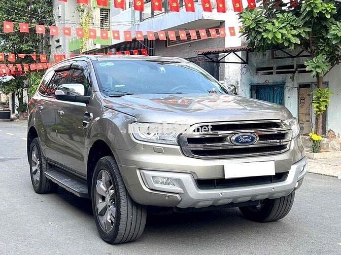 Ford Everest Titanium 2017 59.000 km Nâu