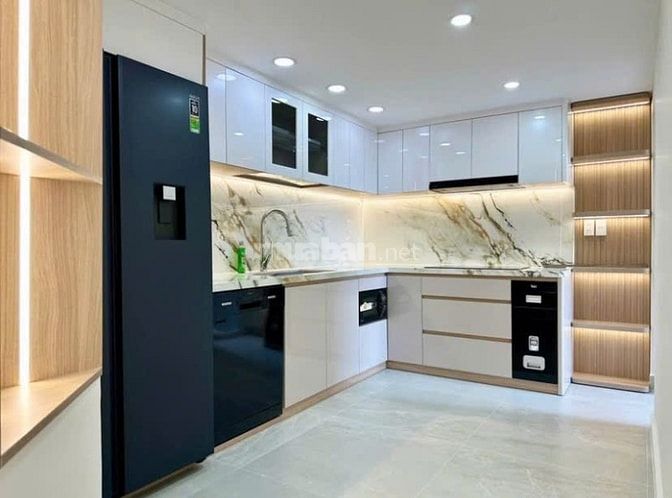 CH 2 View Hồ Bơi & Sân Bay ,54m2 - 2 tỷ 16 Sổ Hồng ,Bank 70%, Ở ngay  