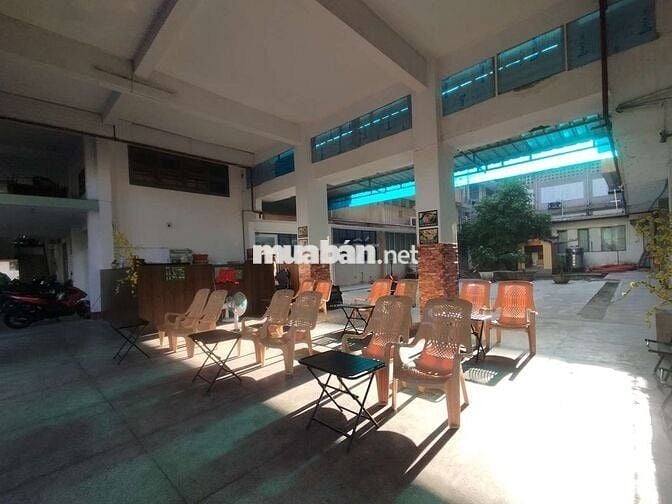 Tuyển Nv ca sáng 6h30 ở Quận 10