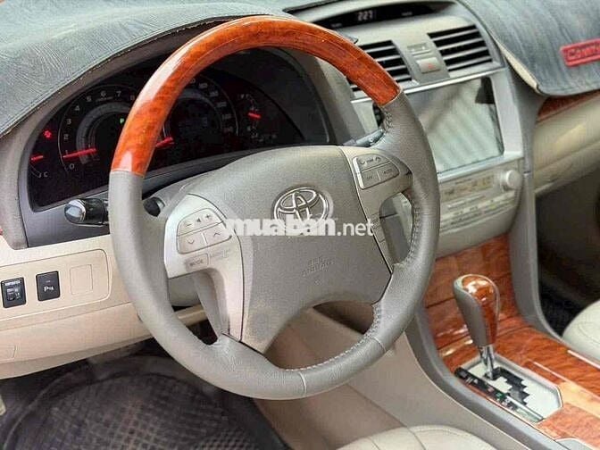 Toyota Camry 2008 Trắng Tự động