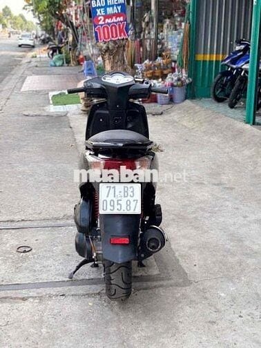 Honda Dylan 150 Đen