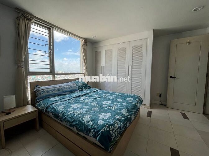 Bán căn hộ chung cư Đất Phương Nam, 141m2, 3PN, căn góc, 7.6 tỷ