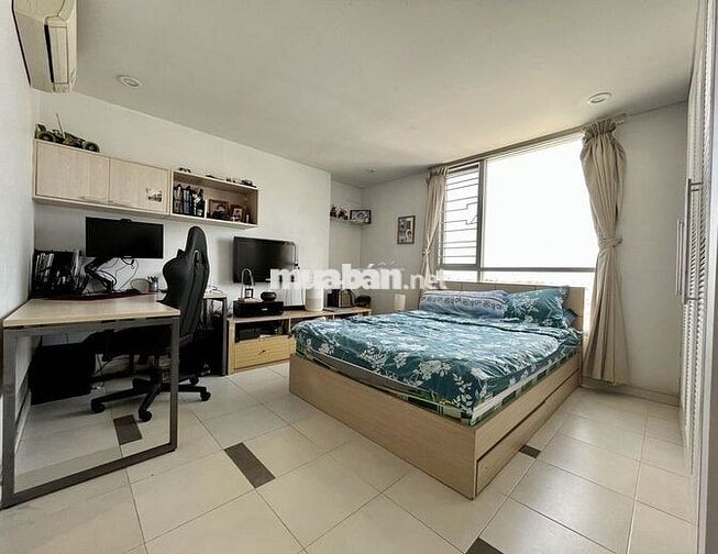 Bán căn hộ chung cư Đất Phương Nam, 141m2, 3PN, căn góc, 7.6 tỷ