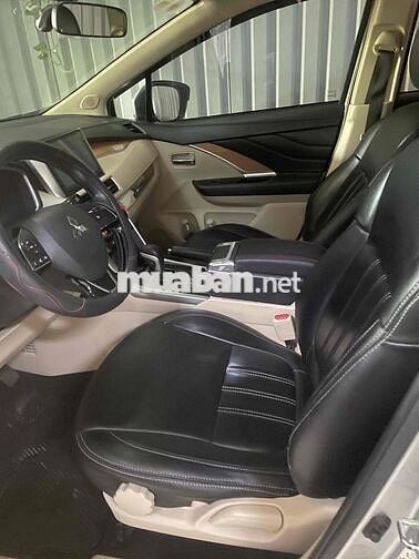 Mitsubishi Xpander 7 chỗ Bạc