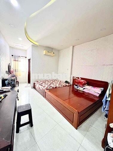 BÁN GẤP NHÀ ĐẸP 4 TẦNG - HẬU GIANG QUẬN 6 - 80M2, 4x20M