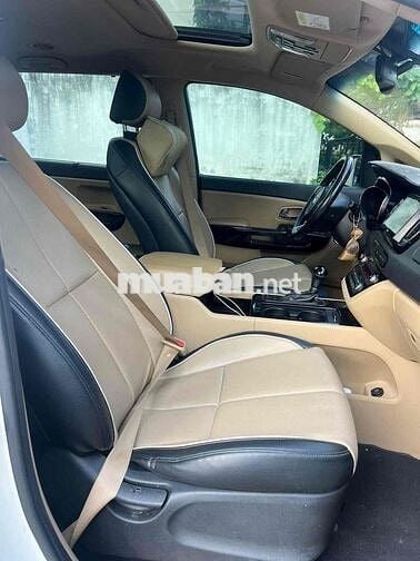 Kia Sedona 2017 Dầu Trắng
