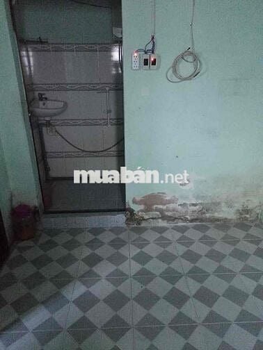 Cần bán căn nhà cấp 4 1 trệt 1 lửng 27.3m2 sàn 54.6m2/ 1tỷ570 ít lộc