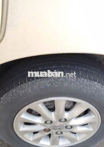 Toyota Innova 2015 Trắng 100km/8lít