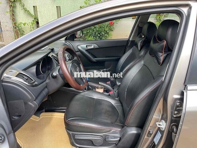 Kia Cerato 2010 Xám 5 chỗ