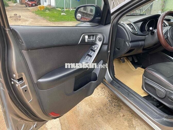 Kia Cerato 2010 Xám 5 chỗ