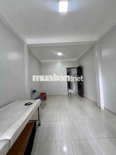 MẶT TIỀN KINH DOANH BA THÁNG HAI Q11 37M2 3.4M x 12M Hướng Tây Bắc
