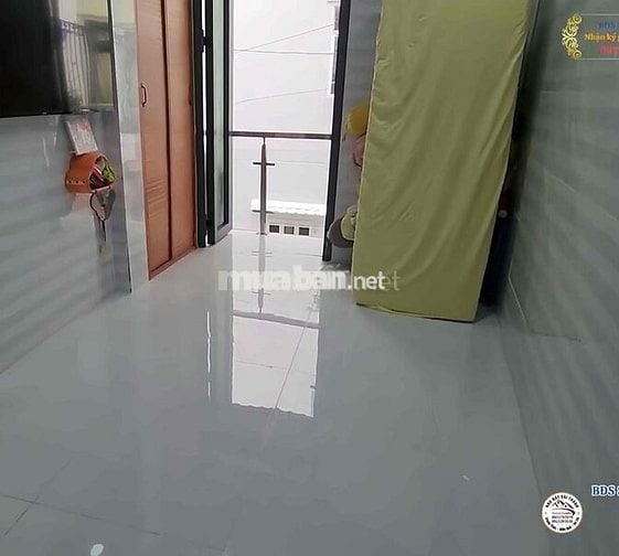 Bán nhà nhỏ xinh khu Hồ Thị Kỷ, chợ hoa phố ẩm thực đông đúc
