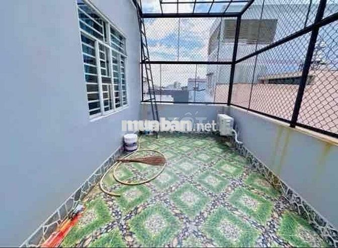 NHÀ 4 TẦNG VỊ TRÍ ĐẸP THUẬN TIỆN KINH DOANH,CHO THUÊ GIÁ RẺ