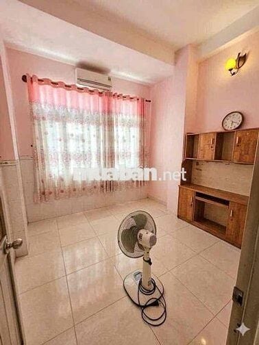 Nhà khu An Lạc, Bình Tân, thiết kế gọn đẹp, vào ở ngay