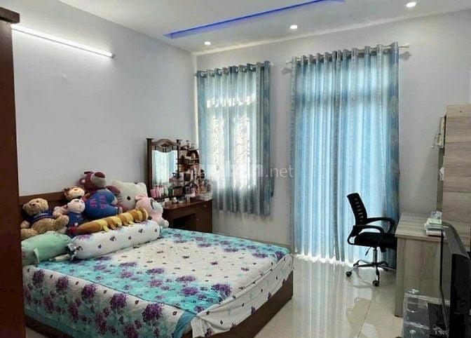 Chi thuê nhà full nội thất đường mã lò