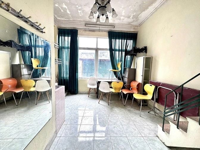 hính chủ cho thuê hộ gia đình hoặc sinh viên căn nhà 4 tầng + 1 tum